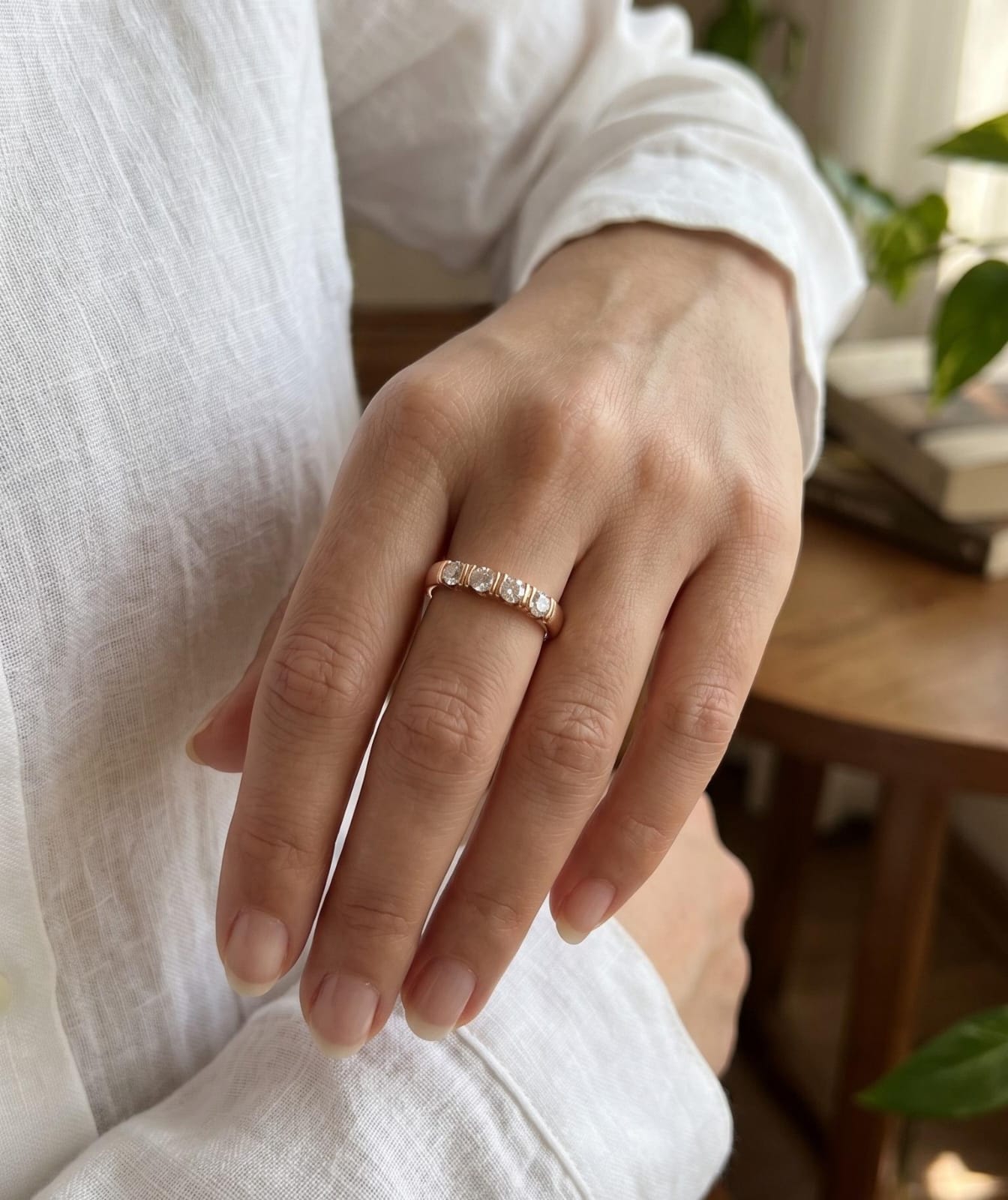 Anillo zircon , rose xuping jewelry
Tallas: 6/7/8 y 9