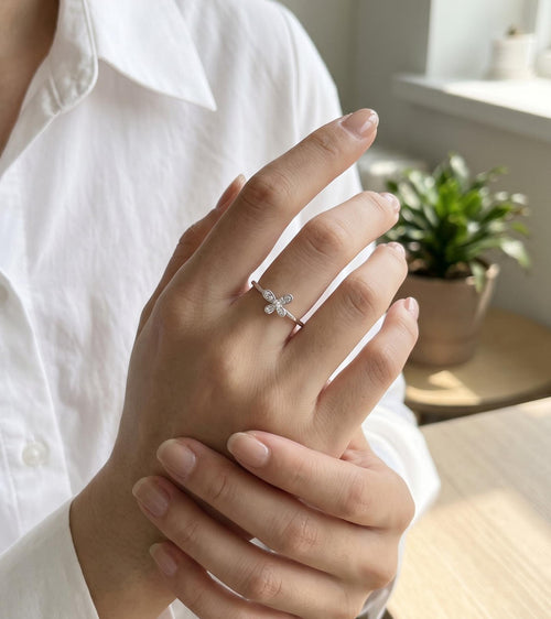 Anillo mariposa plateada zircon xuping jewelry 

Tallas: 6/7/8 y 9