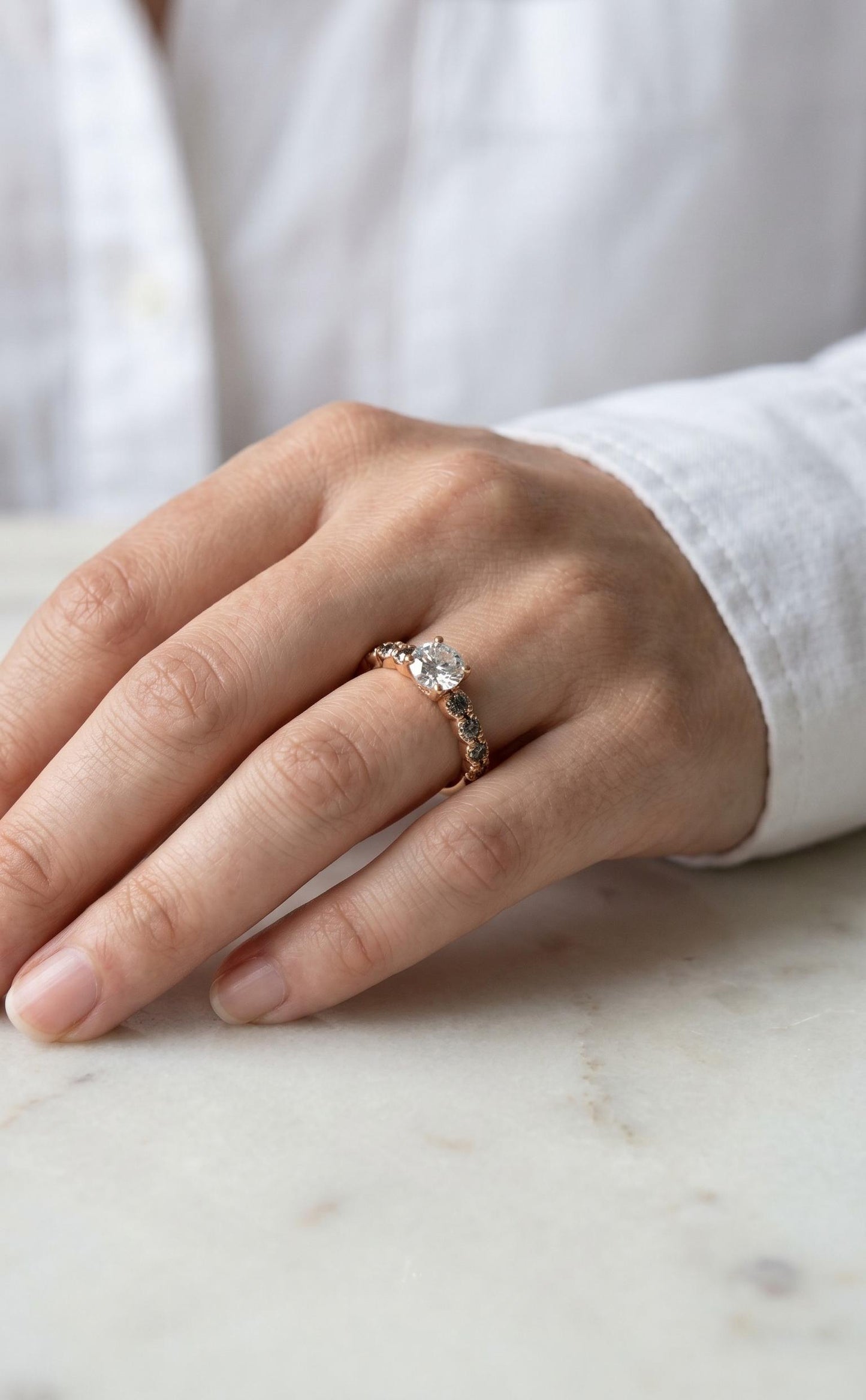 Anillo solitario zircon rose xuping jewelry 

Tallas: 7/8 y 9