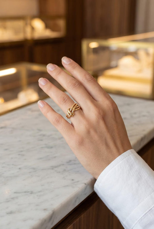 Anillo nudo liso Rose xuping jewelry 

Tallas: 6/7/8 y 9