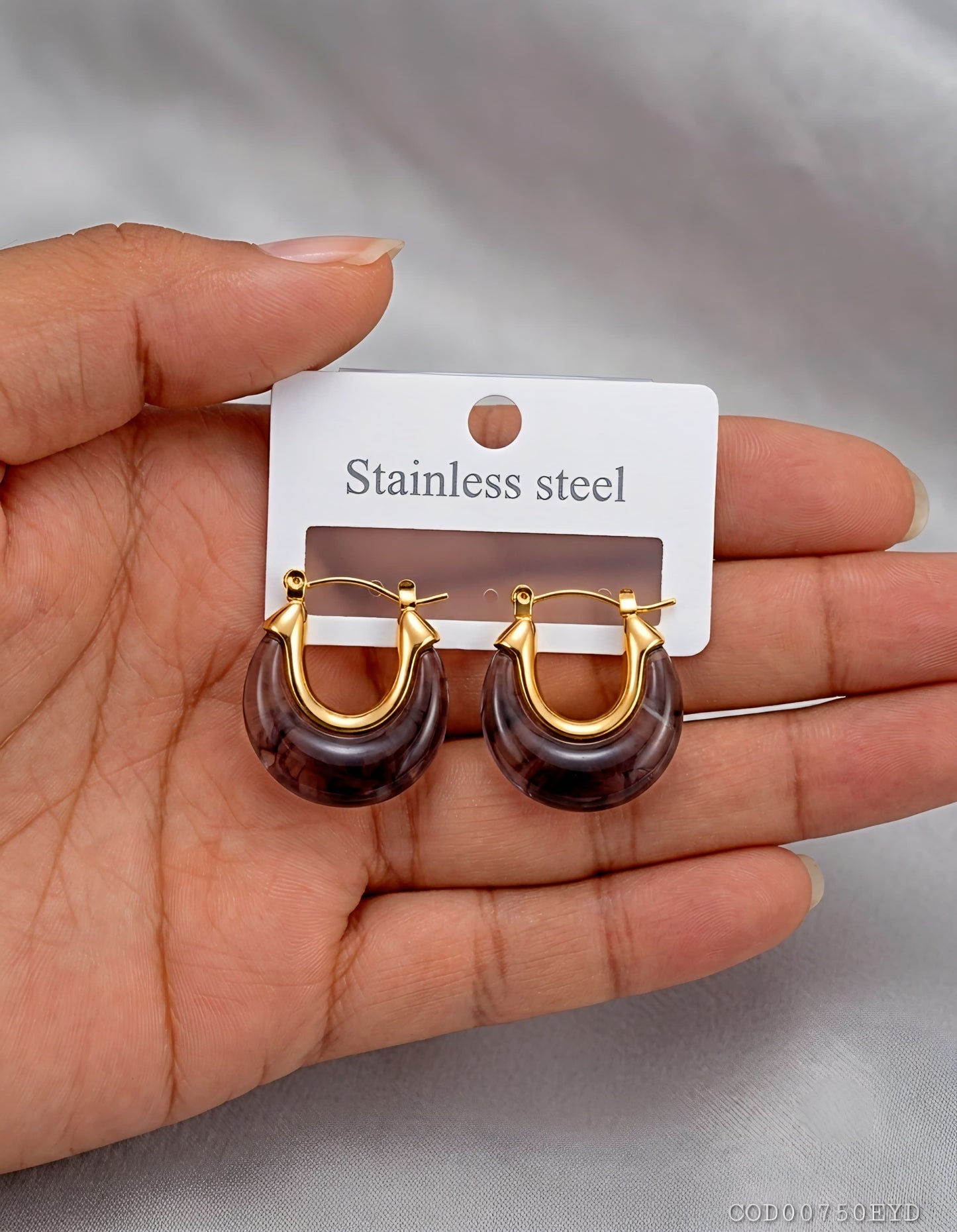 Arete modelo minimalista acrílico enchapado en oro de 18k acero inoxidable