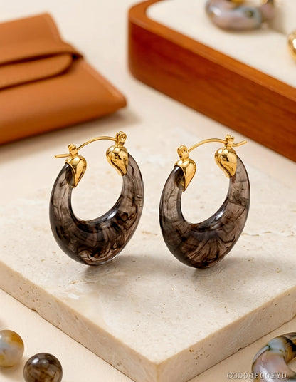 Arete modelo vintage acrílico acero inoxidable enchapado en oro de 18k