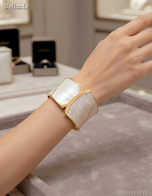 Brazalete esmaltado ancho Delicate