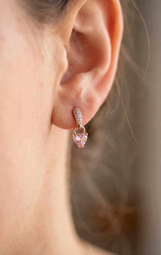 Arete zircón rosado
